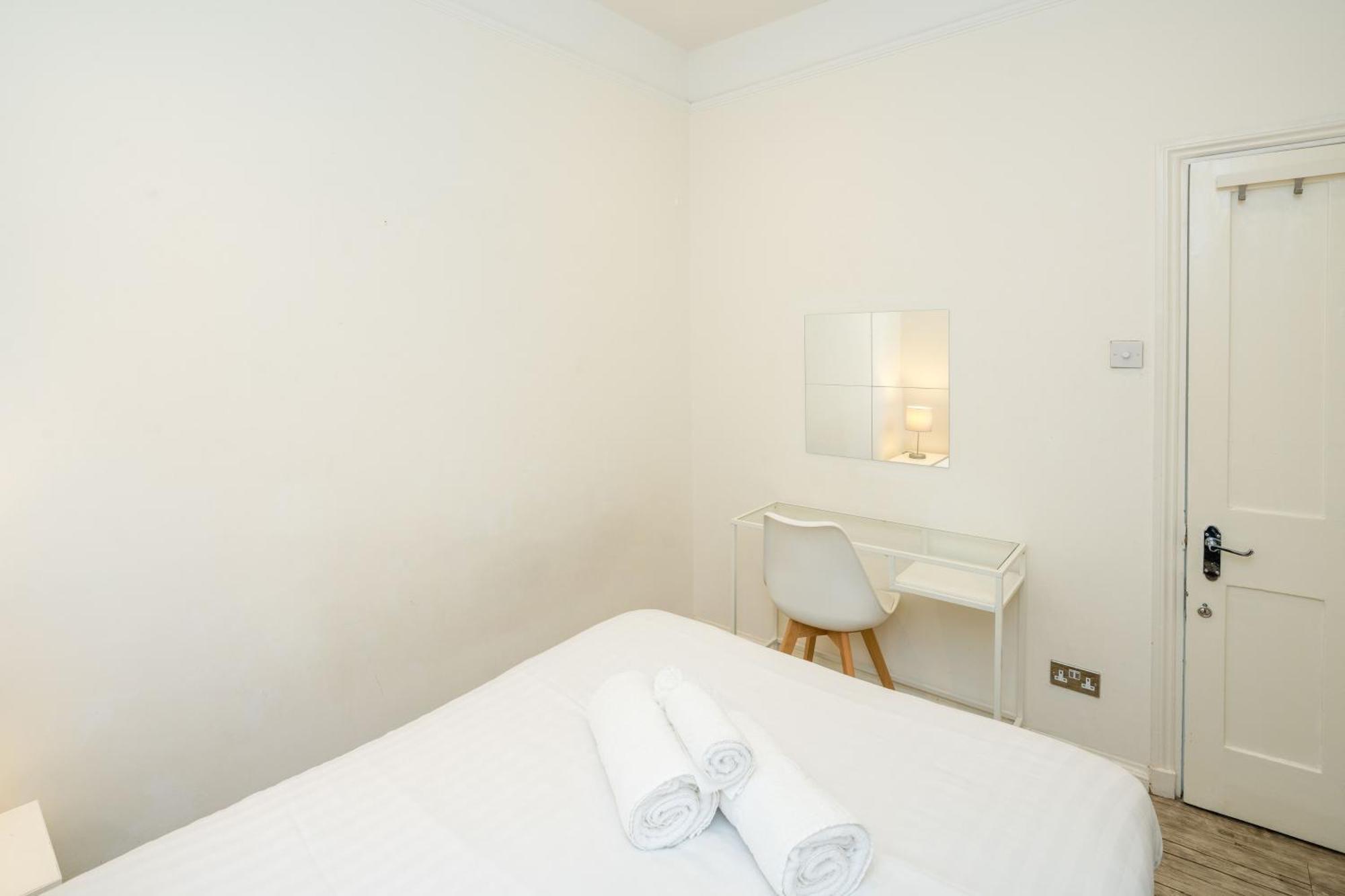 3-bed Near Oxford Street Londra